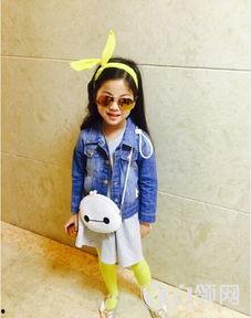 姜涞的家庭背景,出身名门，传承家族荣耀的传奇人生