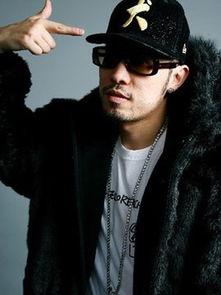 姚中仁照片,镜头下的时代印记与人物风采